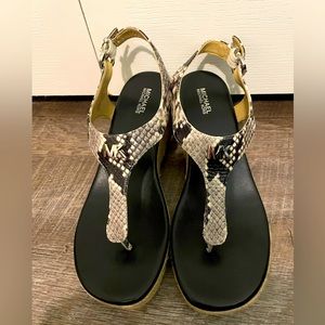 Micheal Kors Wedges